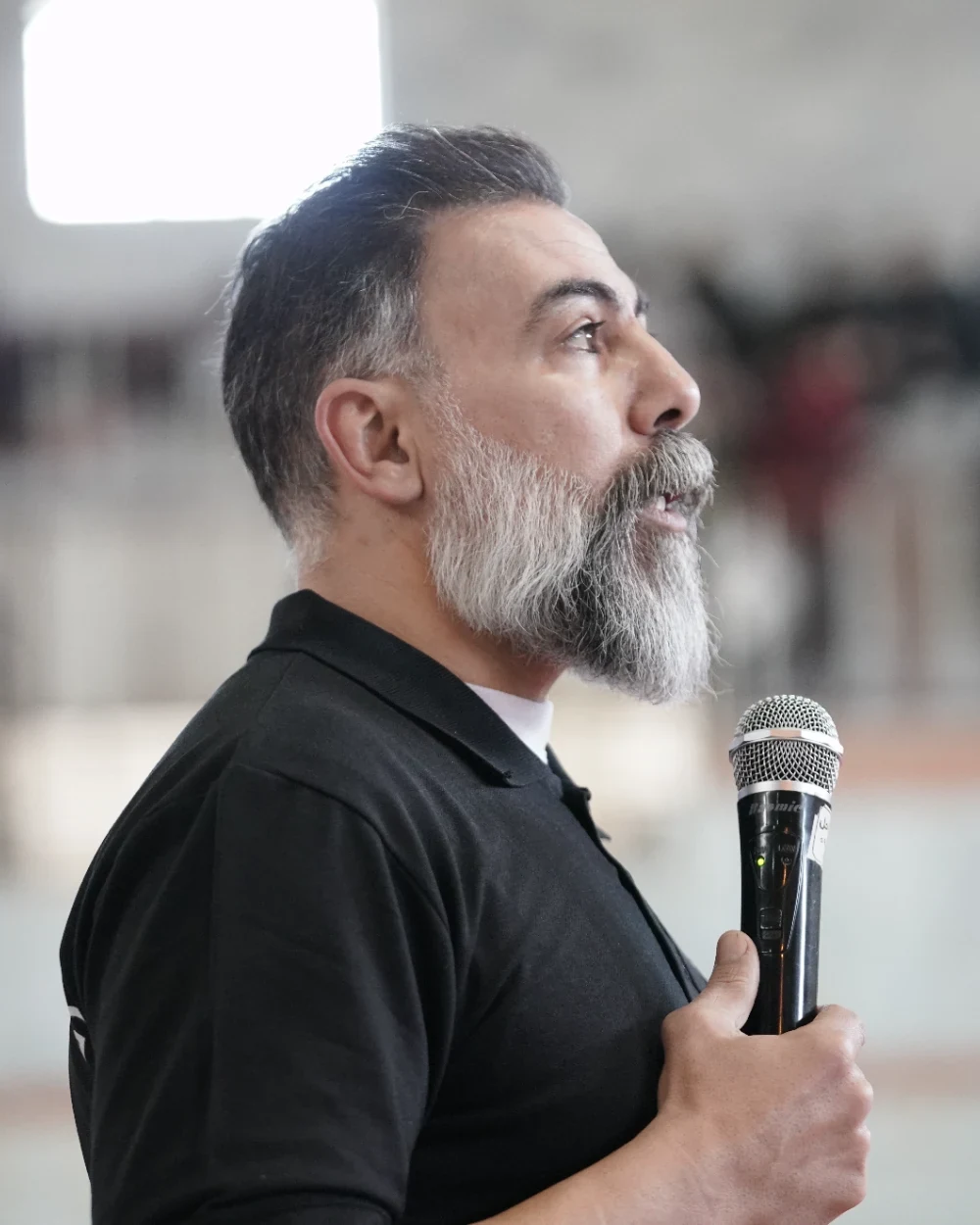 وحید حمزه زاده