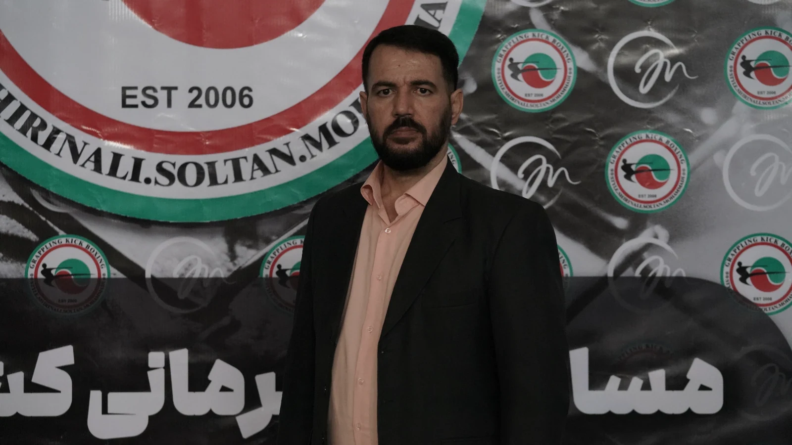 دبیر سبک گراپلینگ کیک بوکسینگ کشور